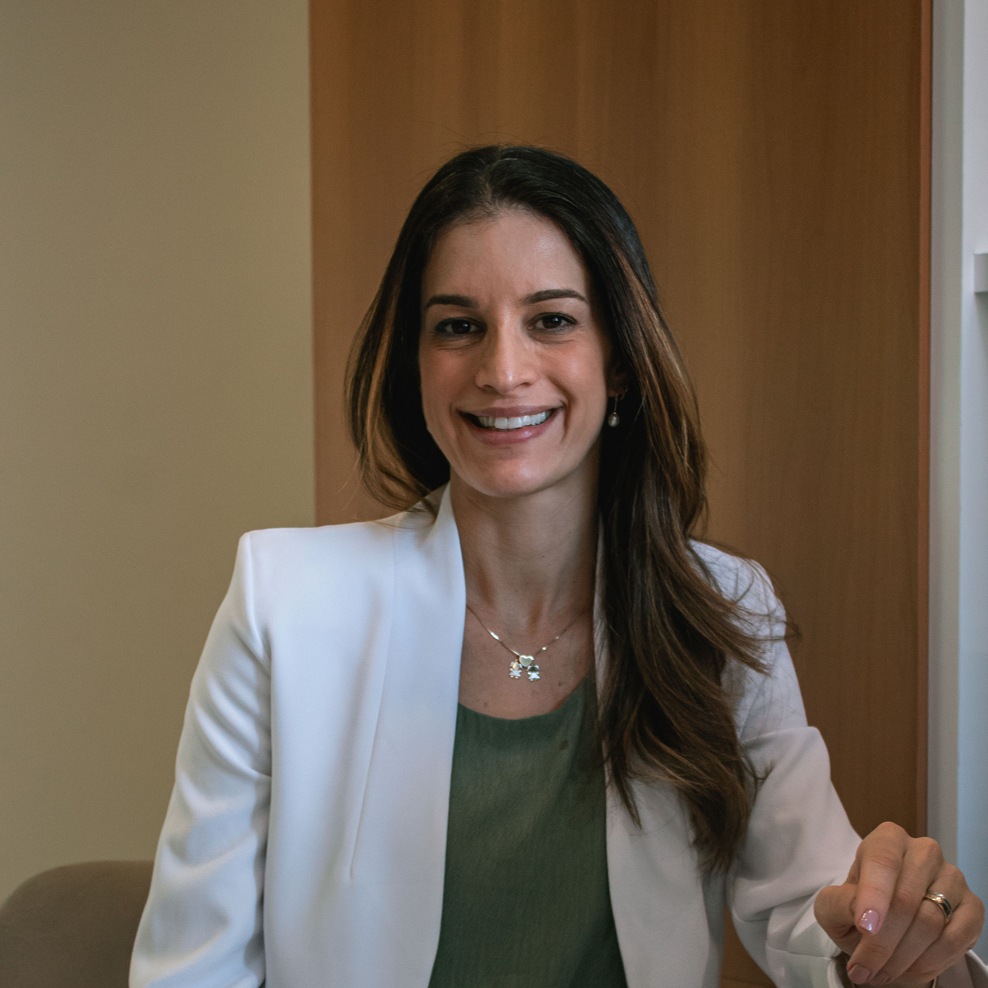 médica proctologista dra andrea pecci proctologista em são paulo